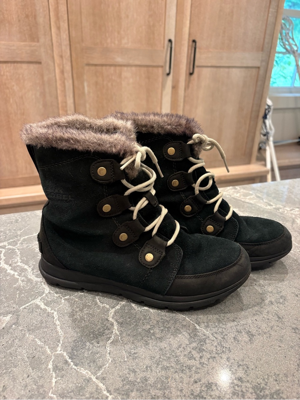 Sorel Black Suede Lace-Up Women's Winter Boots with Faux Fur Collar